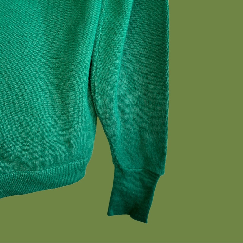 Vintage Izod V-Neck Sweater - Picture 7 of 8